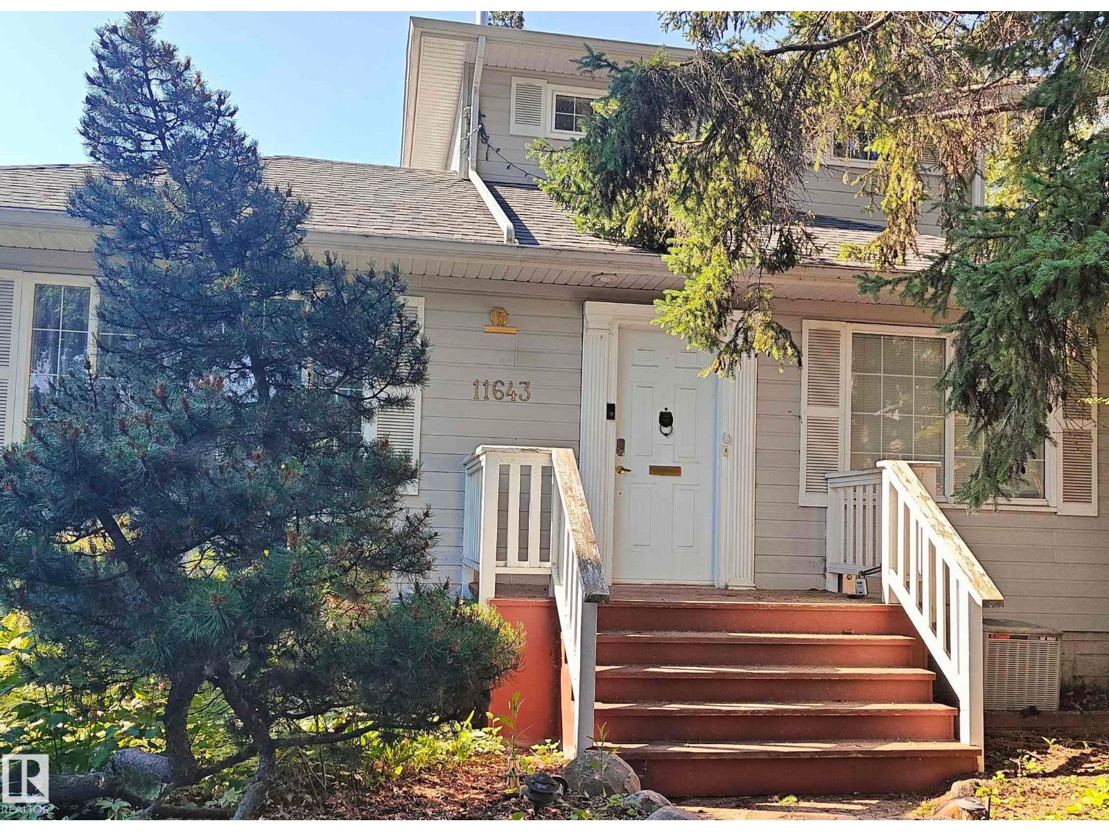 11643 76 Av Nw Property Photo 24
