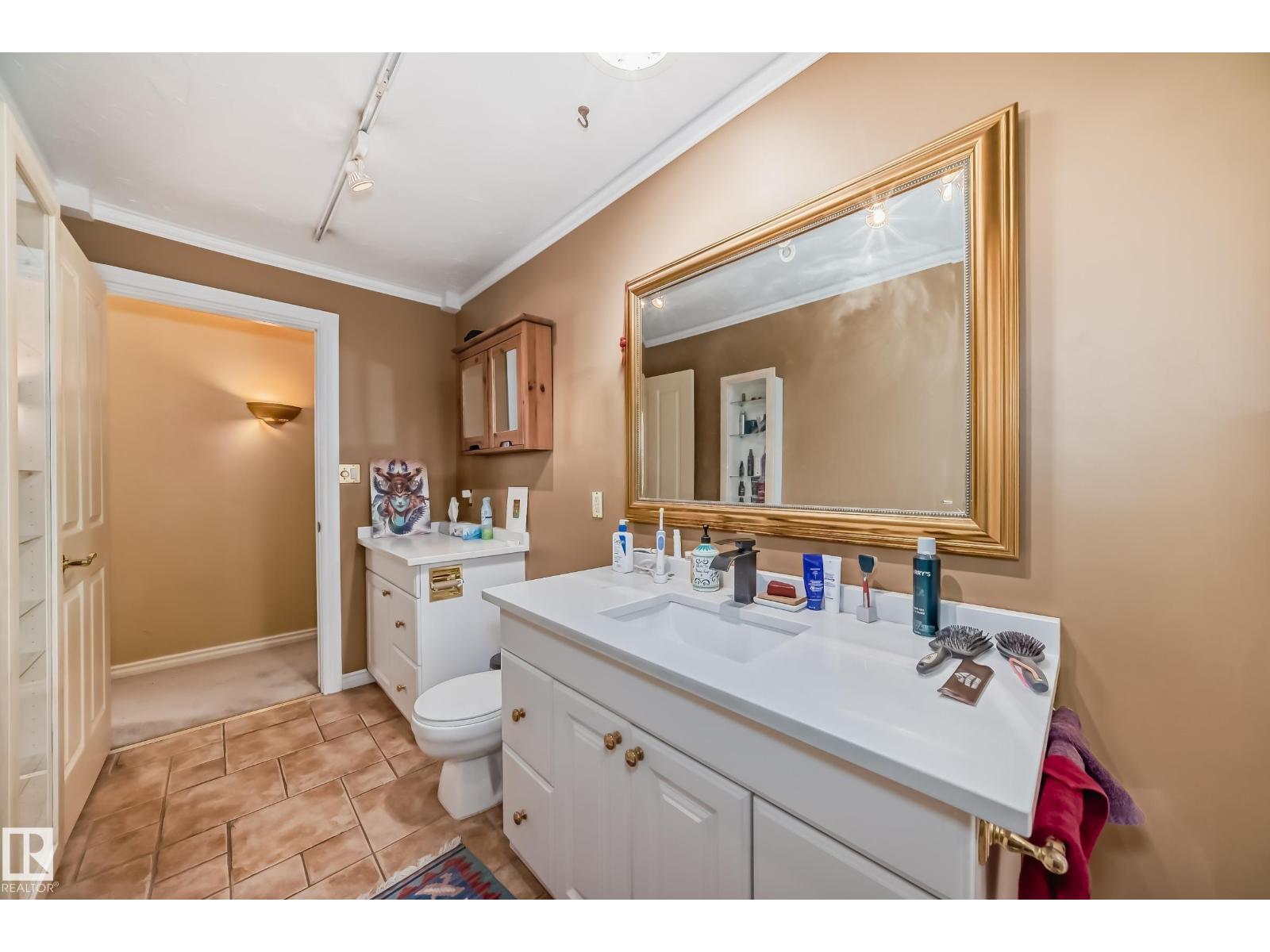 11643 76 Av Nw Property Photo 26