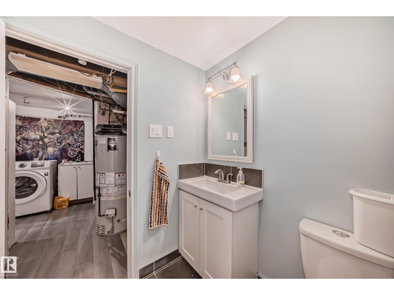 11643 76 Av Nw Property Photo 34