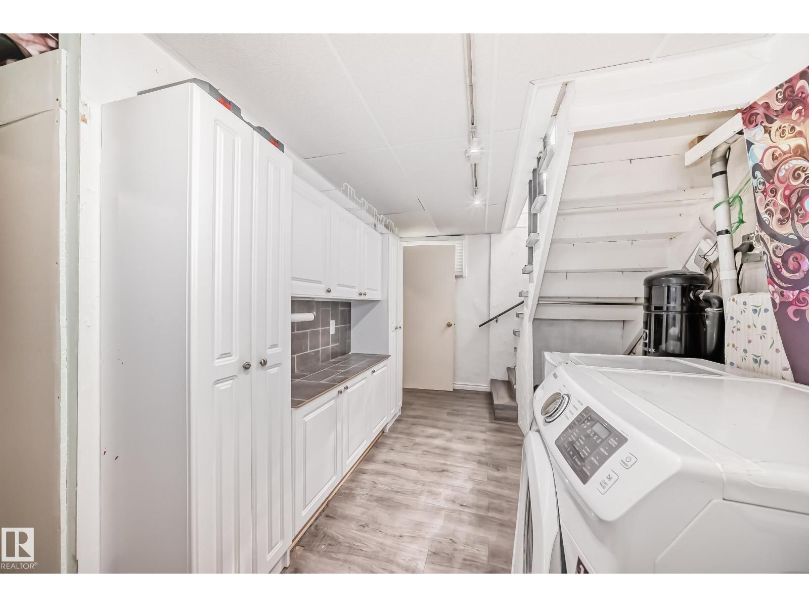 11643 76 Av Nw Property Photo 39