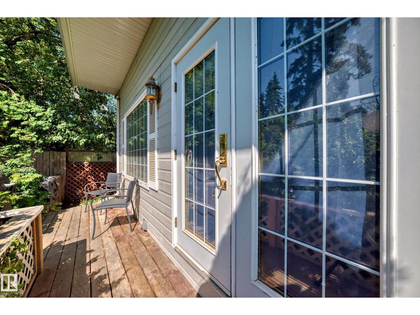 11643 76 Av Nw Property Photo 43