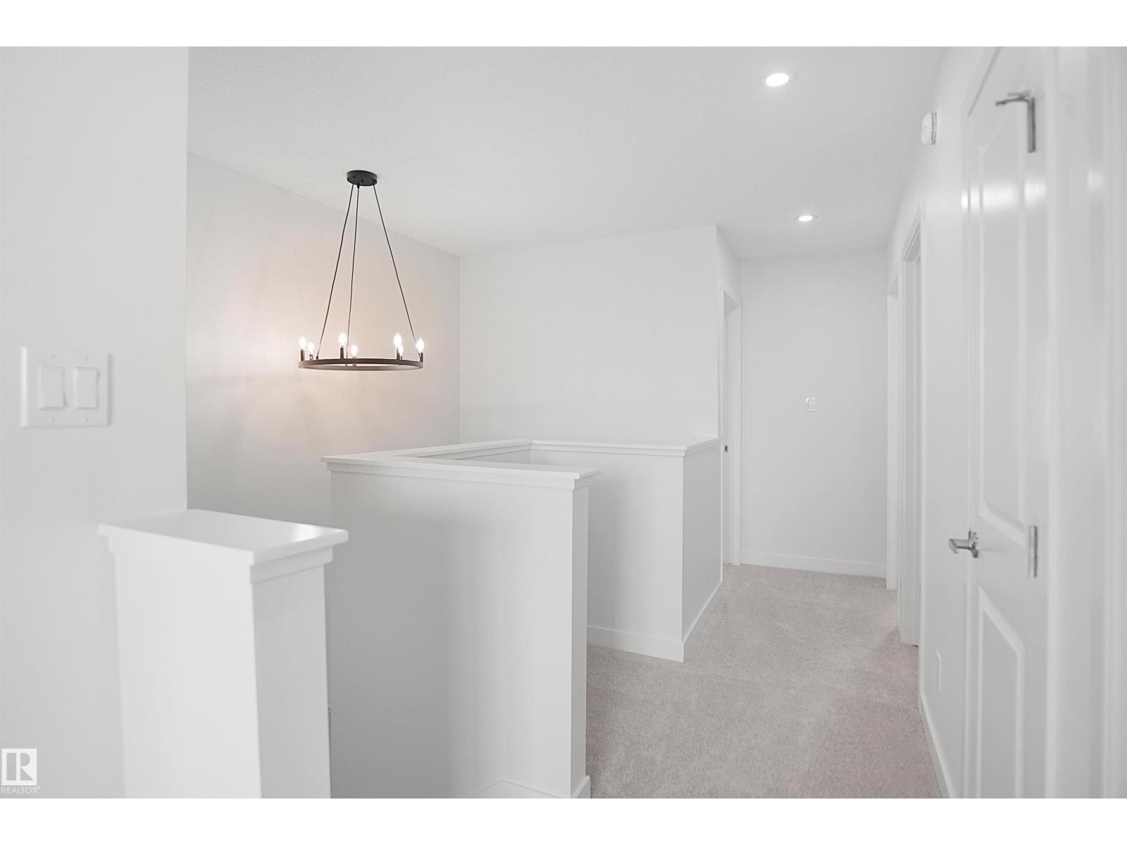 21219 25 Av Nw Property Photo 16