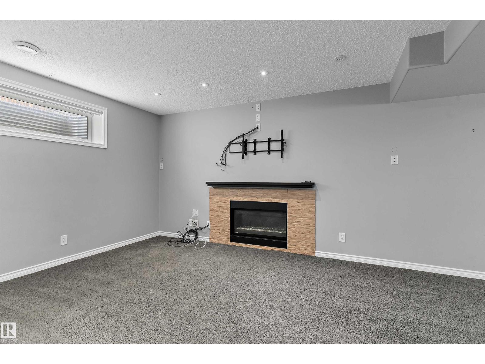 20845 92a Av Nw Nw Property Photo 21
