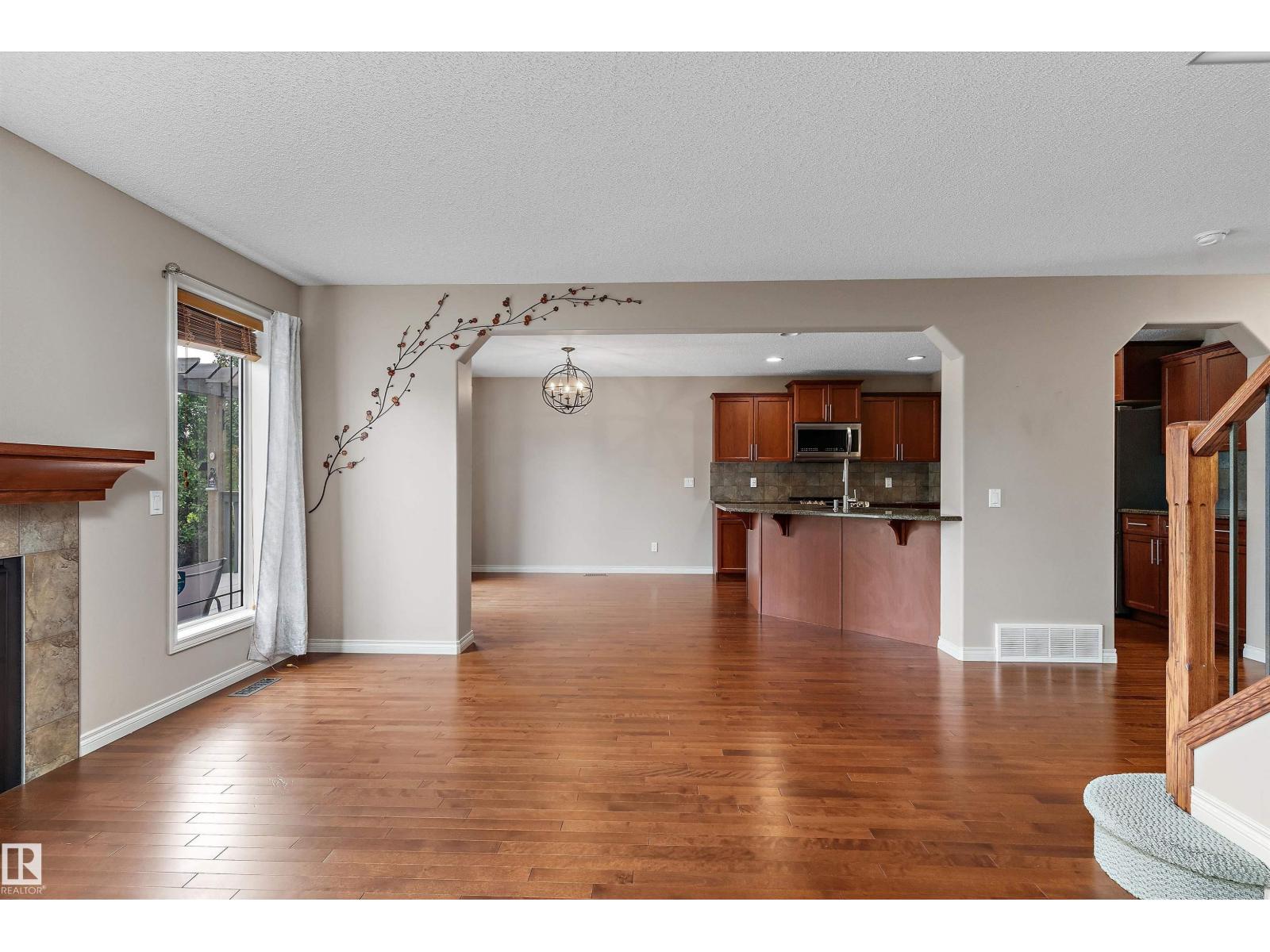 20845 92a Av Nw Nw Property Photo 43