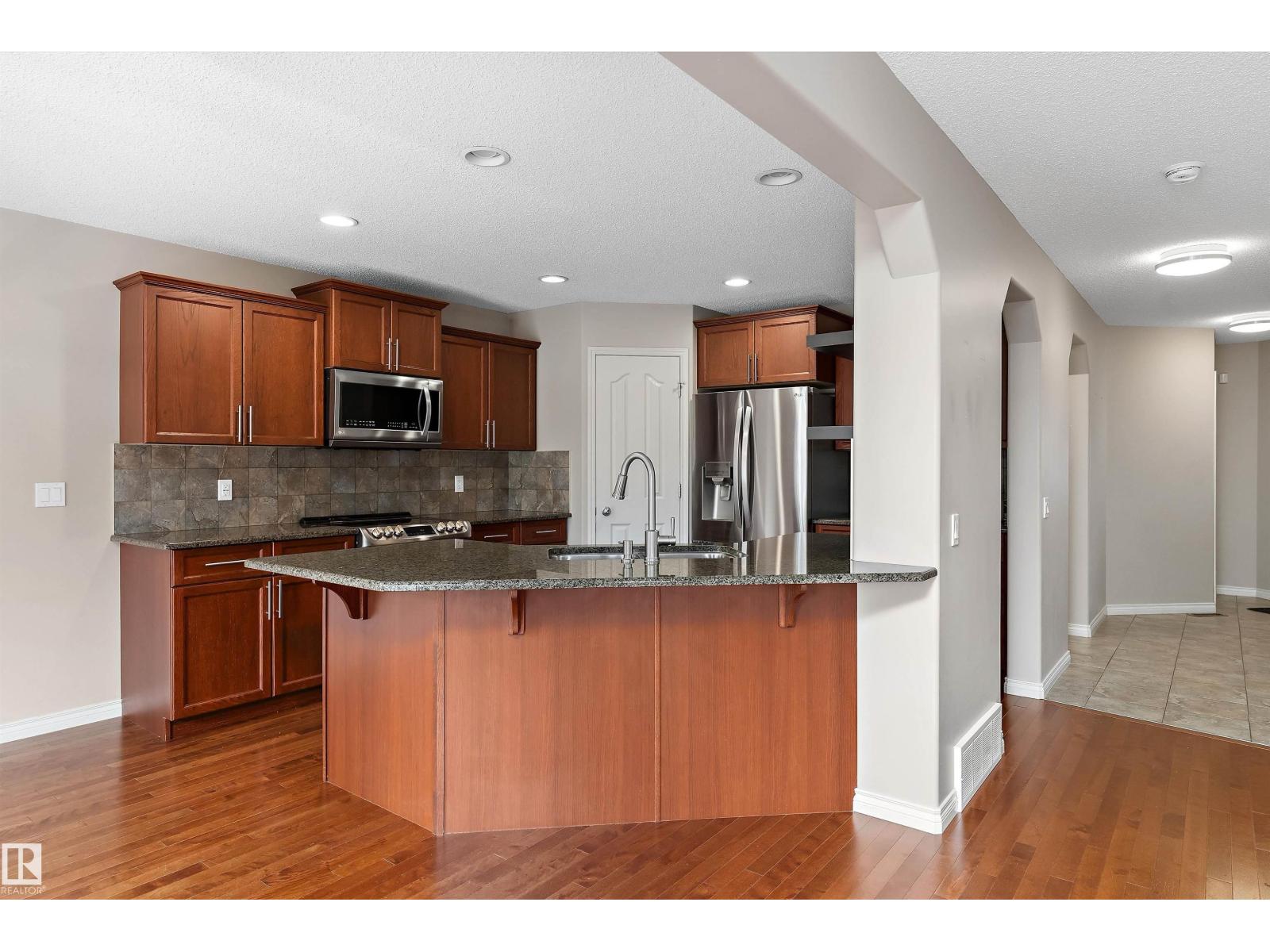 20845 92a Av Nw Nw Property Photo 54