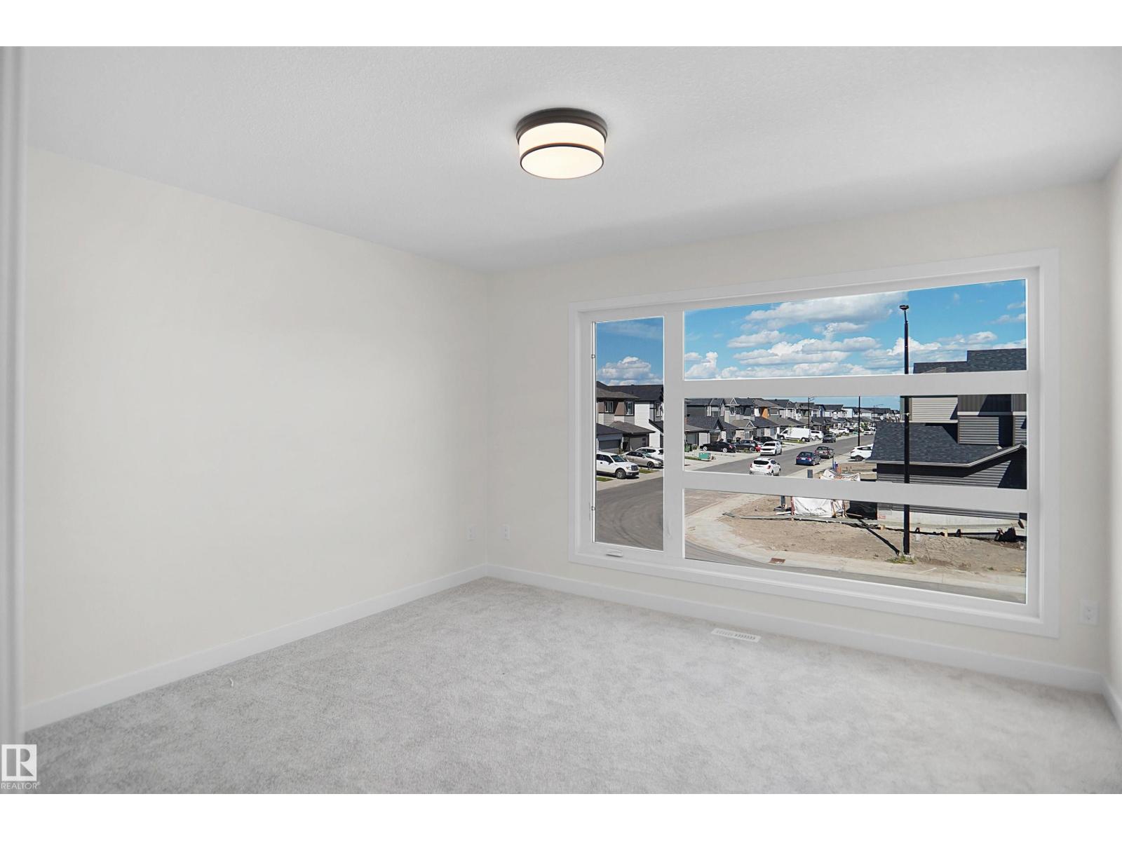 1004 14 Av Nw Property Photo 19