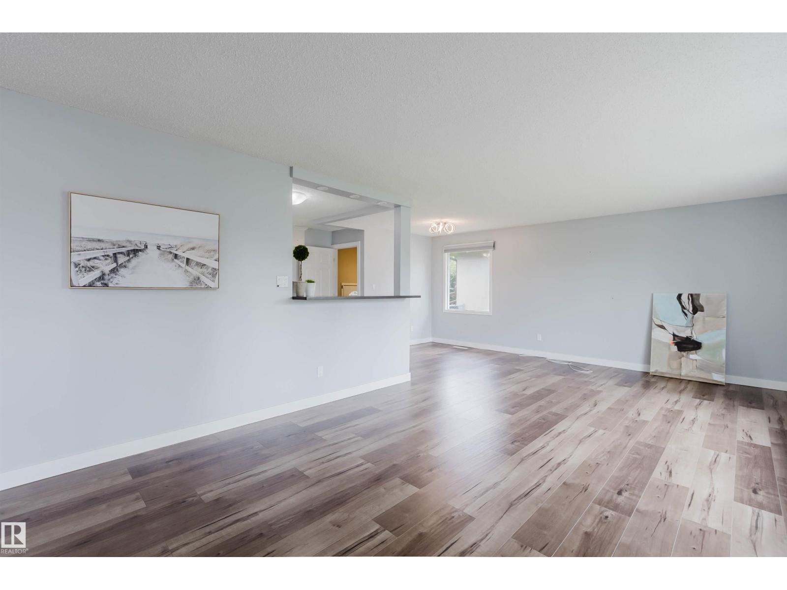 11420 46 Av Nw Property Photo 6