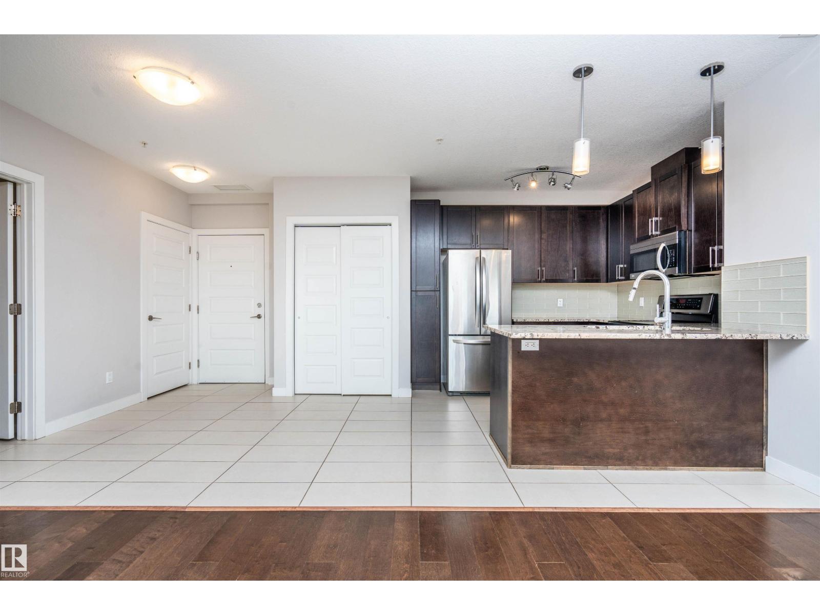 #323 5151 Windermere Bv Sw Property Photo 7