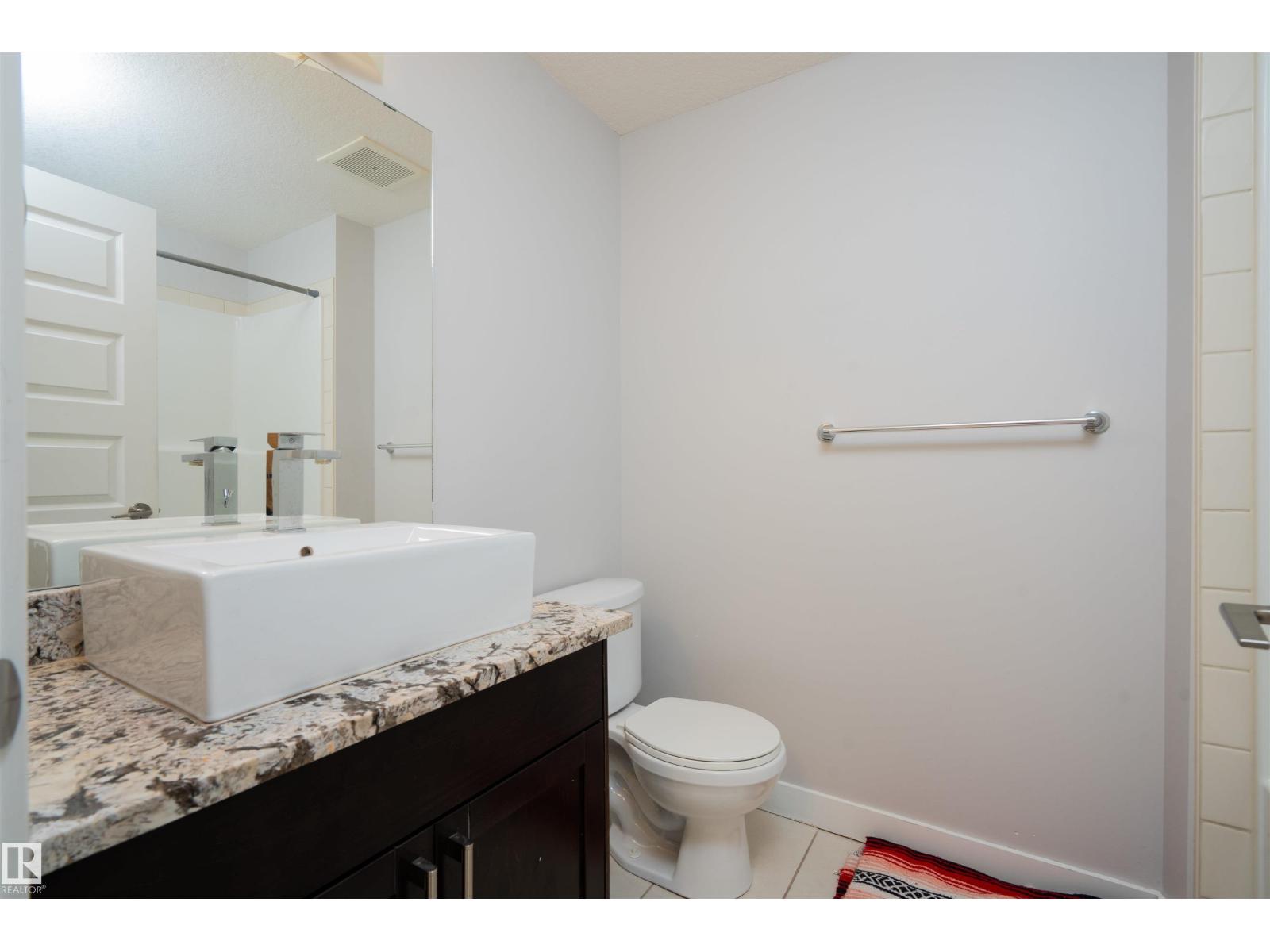 #323 5151 Windermere Bv Sw Property Photo 17