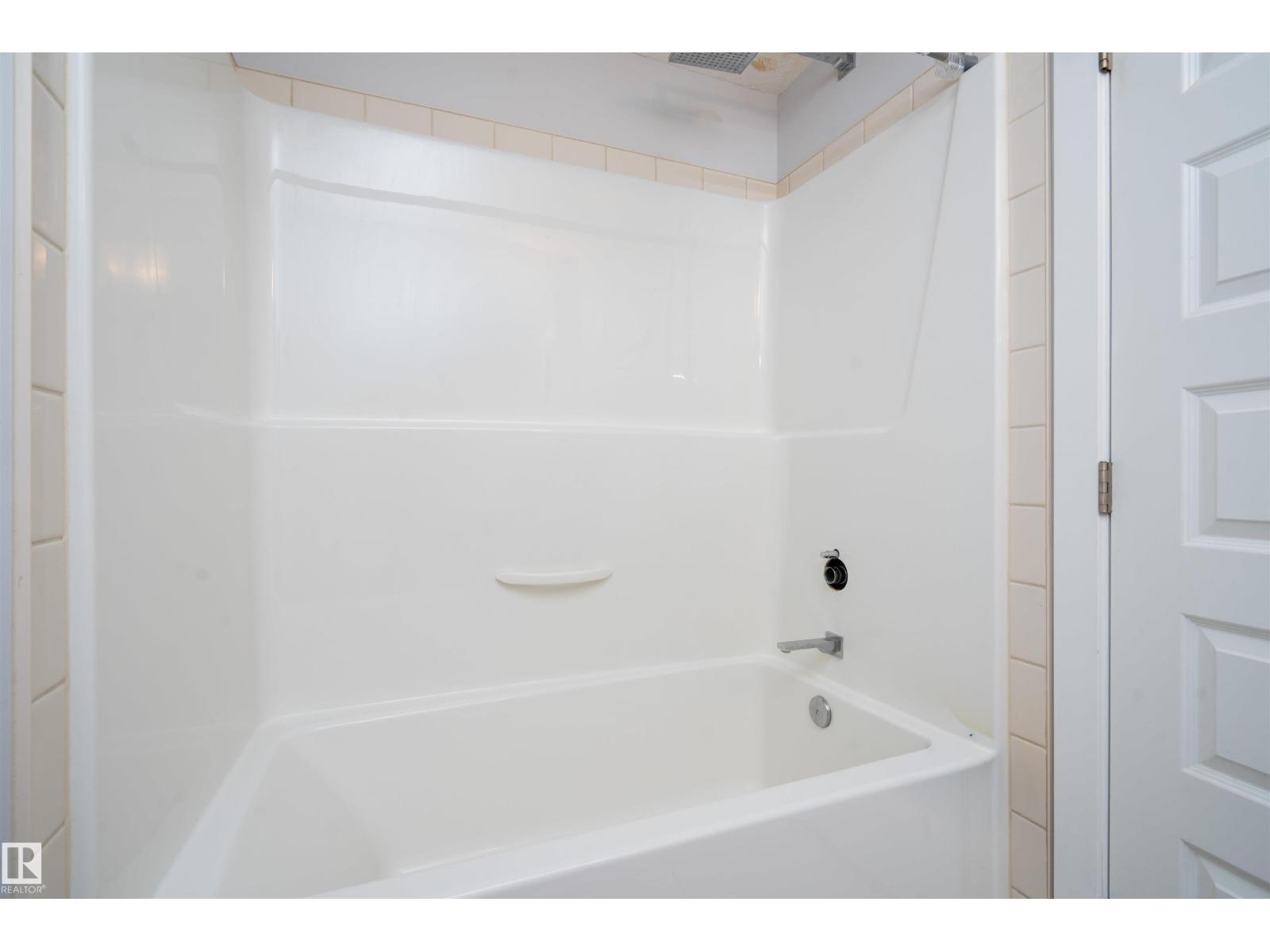 #323 5151 Windermere Bv Sw Property Photo 18