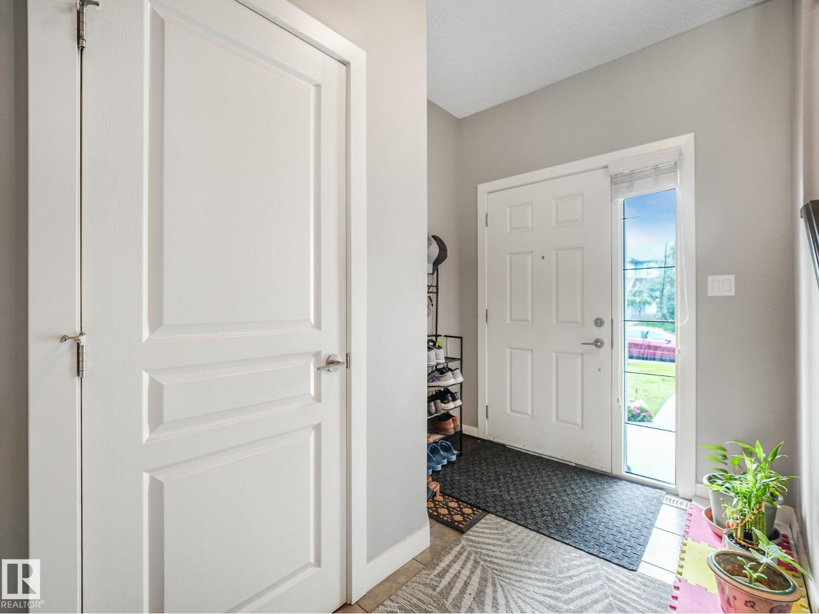 1478 37b Av Nw Property Photo 8