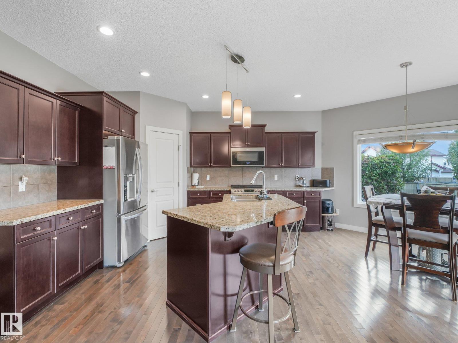 1478 37b Av Nw Property Photo 14
