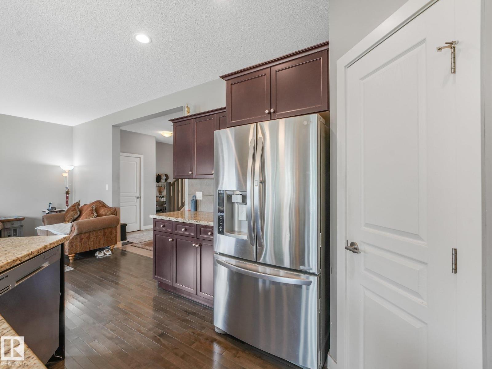 1478 37b Av Nw Property Photo 20