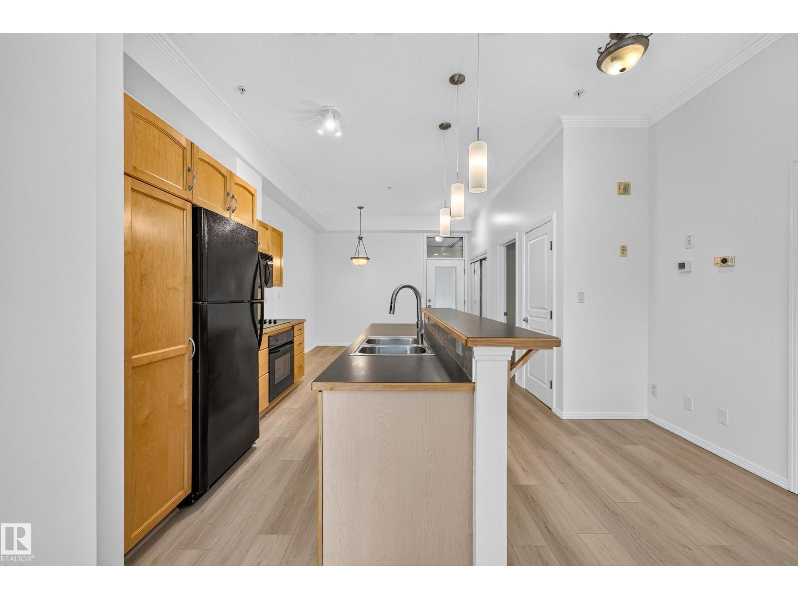 #304 9804 101 St Nw Property Photo 20