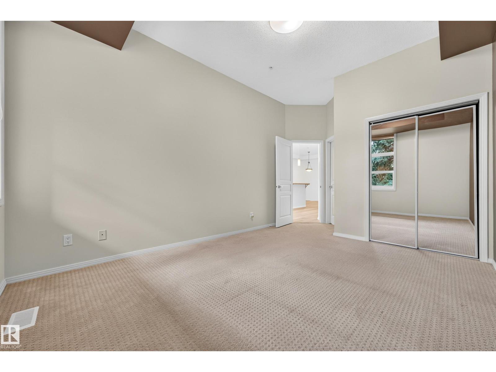 #304 9804 101 St Nw Property Photo 30