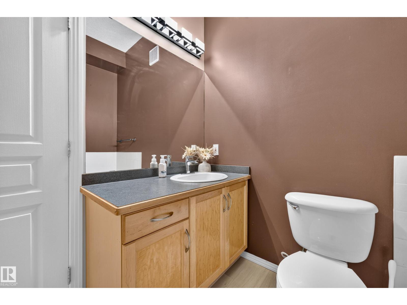 #304 9804 101 St Nw Property Photo 32