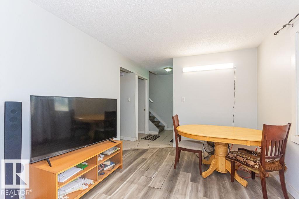 #5 14205 82 St Nw Property Photo 2