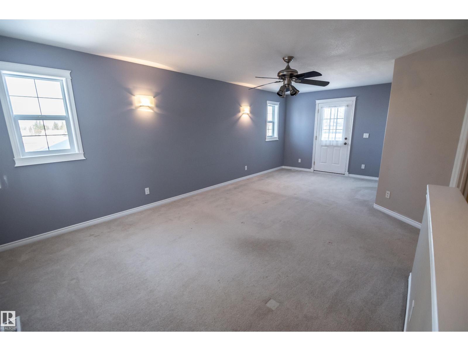 4824 50a St Property Photo 22