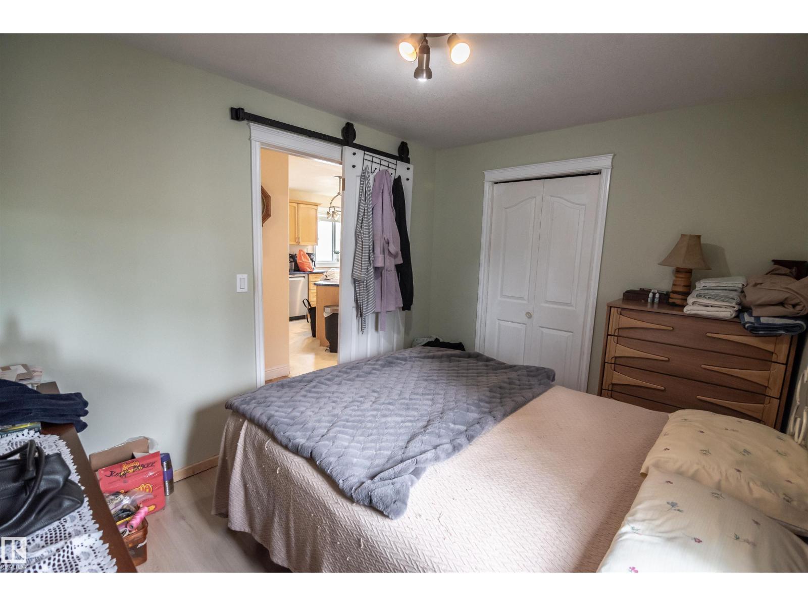 4824 50a St Property Photo 23