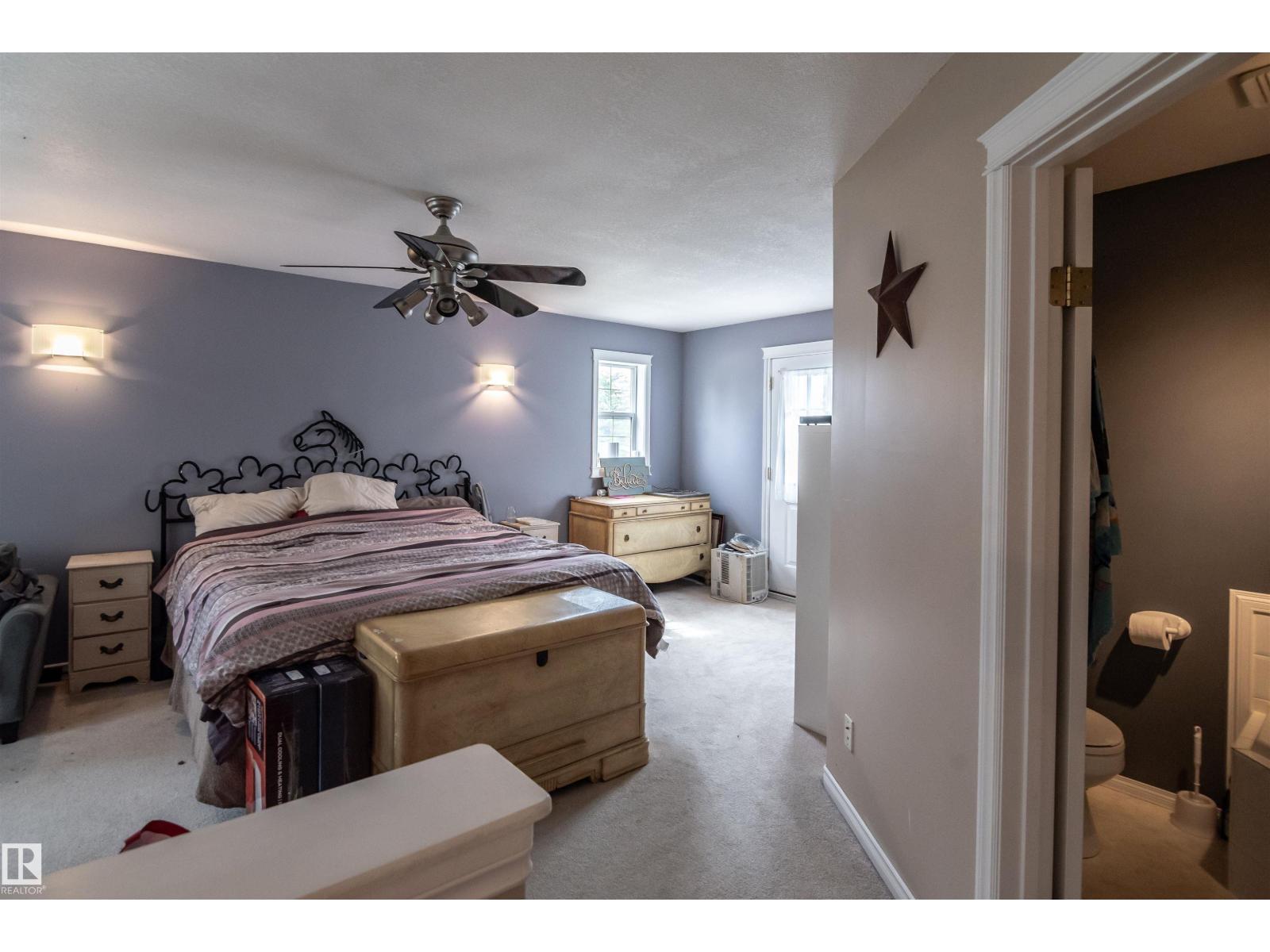 4824 50a St Property Photo 33