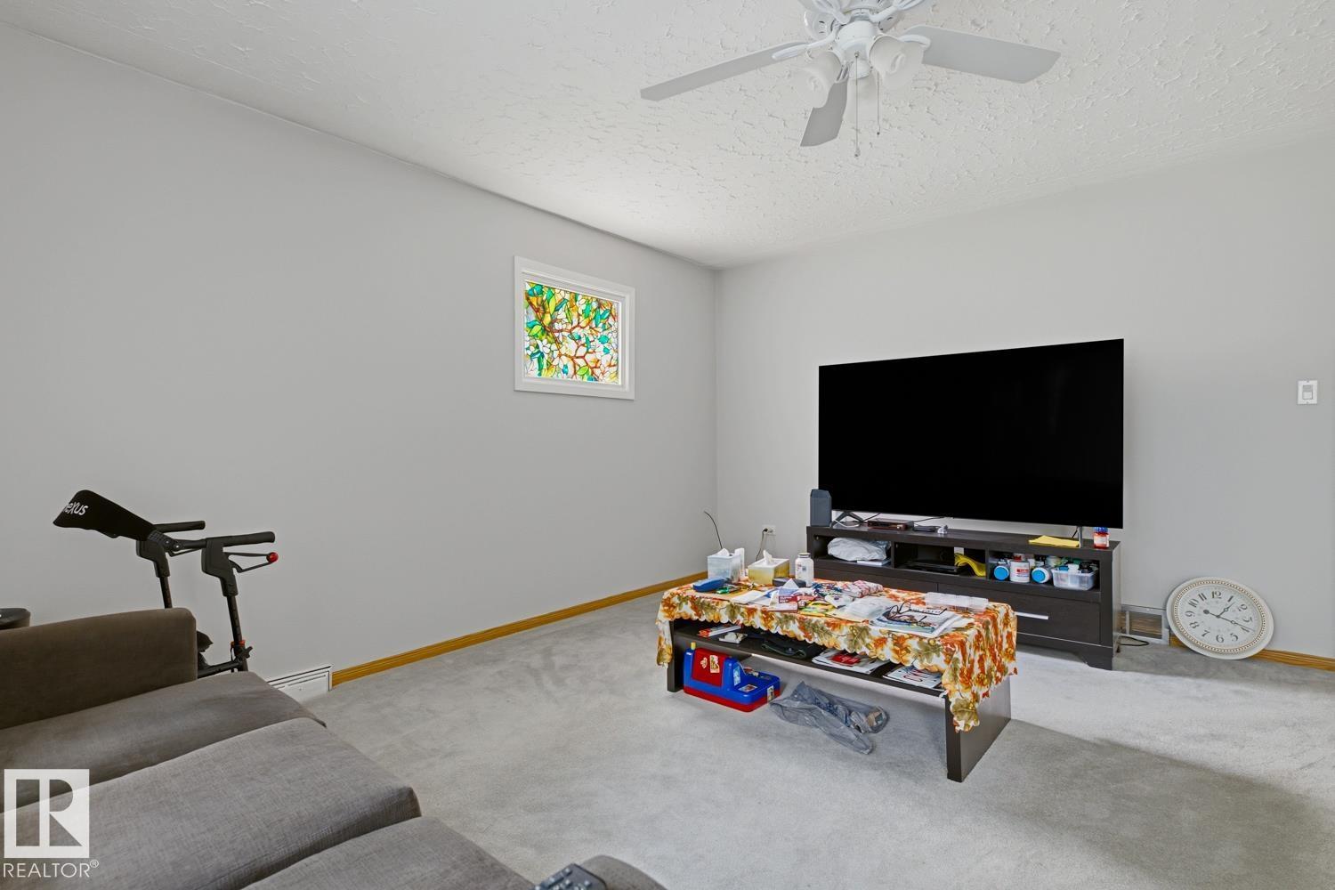 9716 162 St Nw Edmonton Nw Property Photo 2