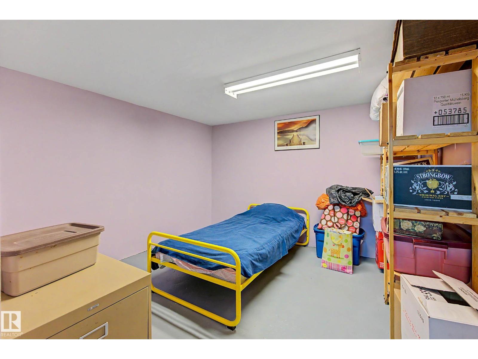 5320 49 Av Property Photo 35