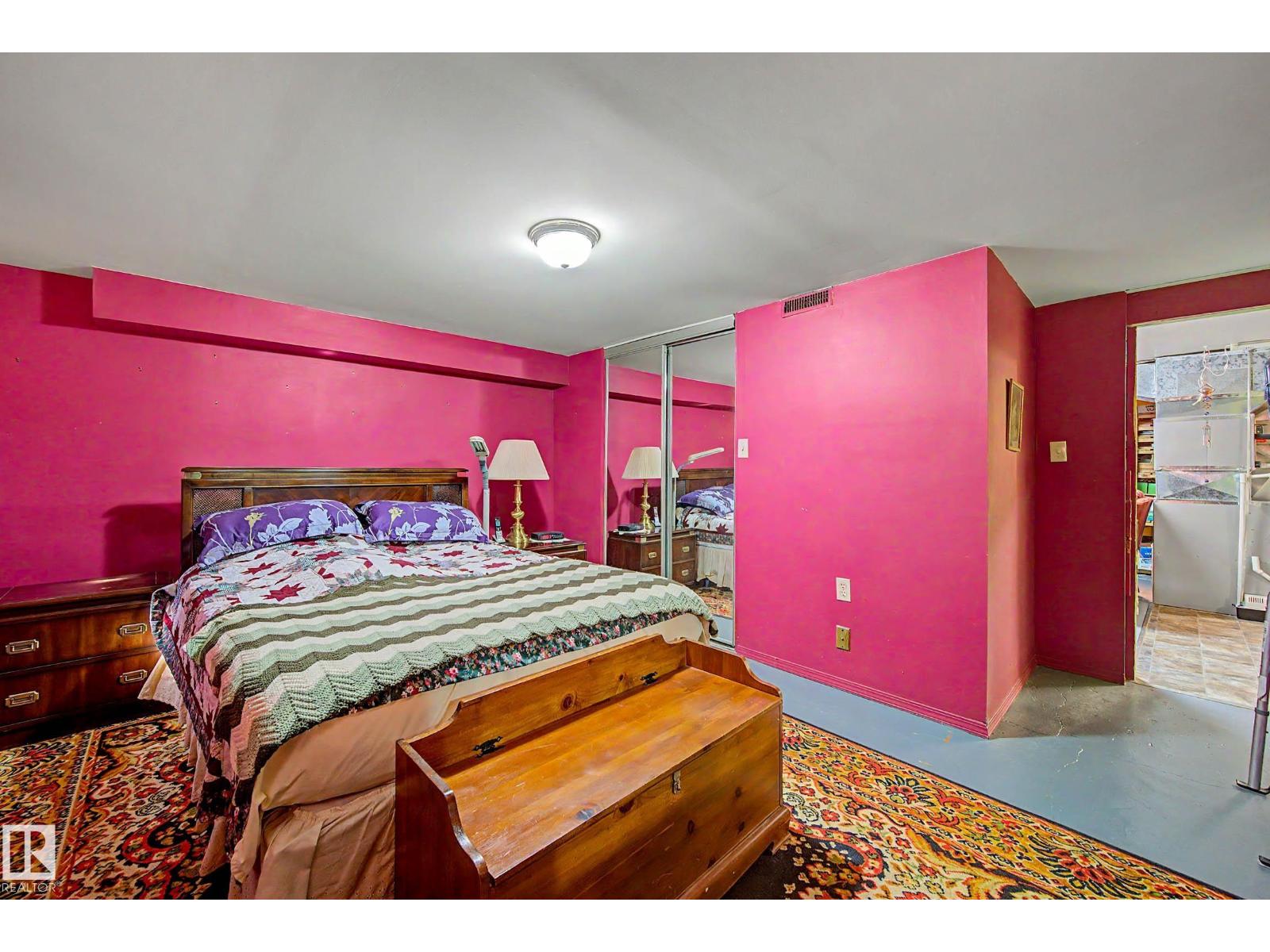 5320 49 Av Property Photo 37
