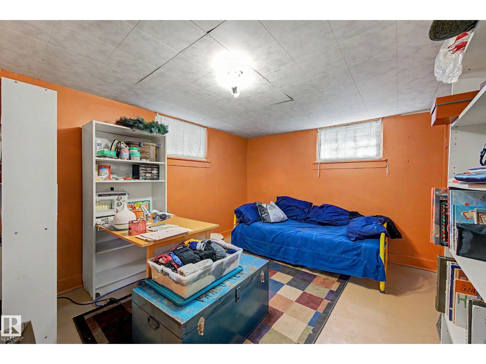 5320 49 Av Property Photo 38