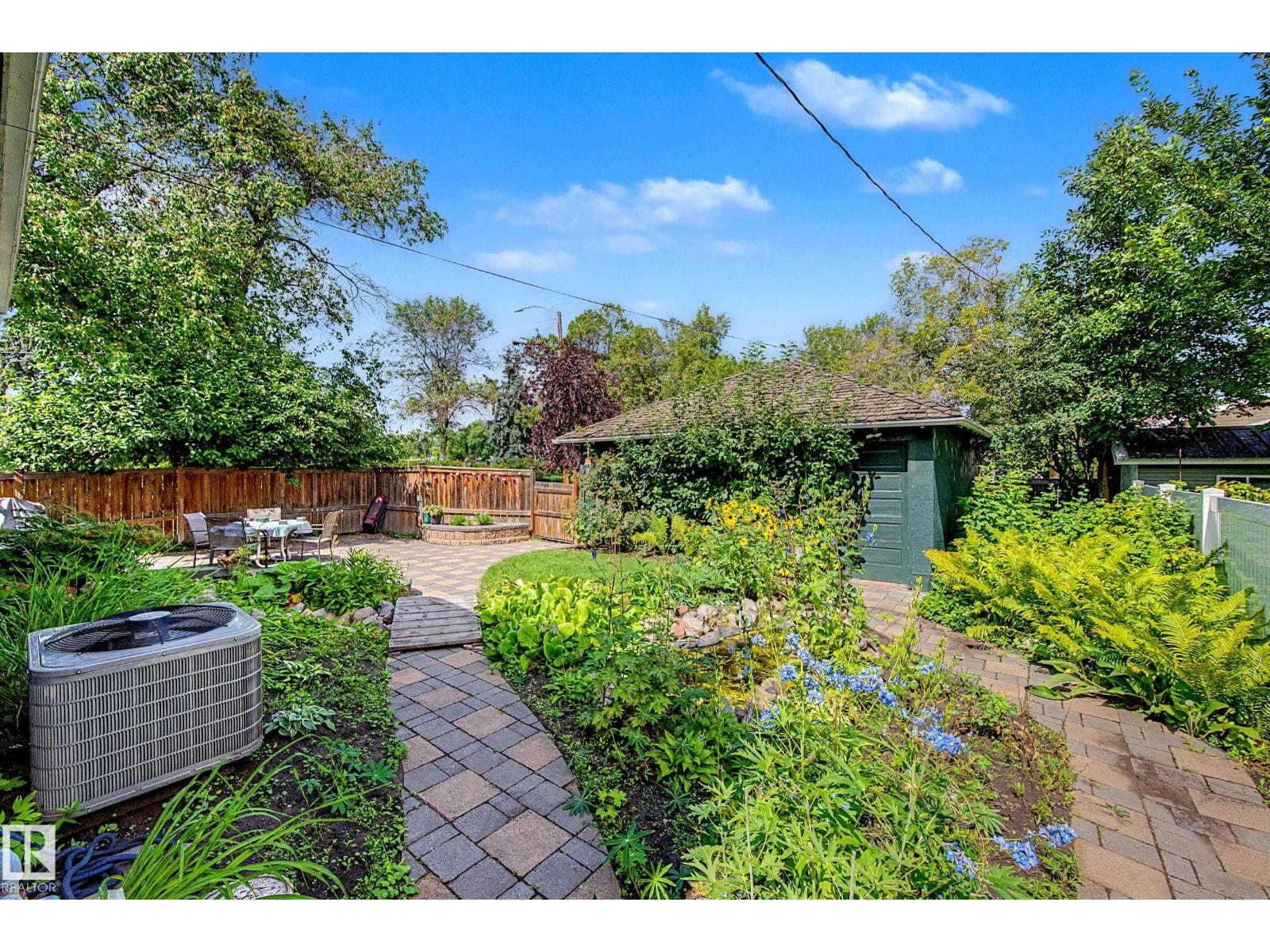 5320 49 Av Property Photo 46