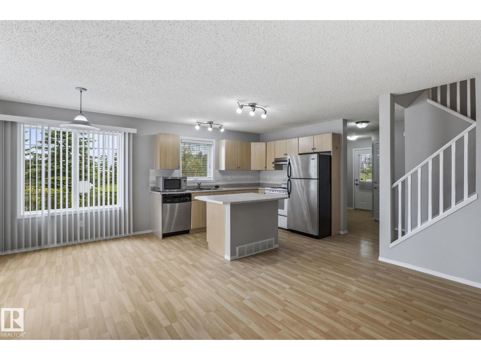 #80 4350 23st Nw Property Photo 7