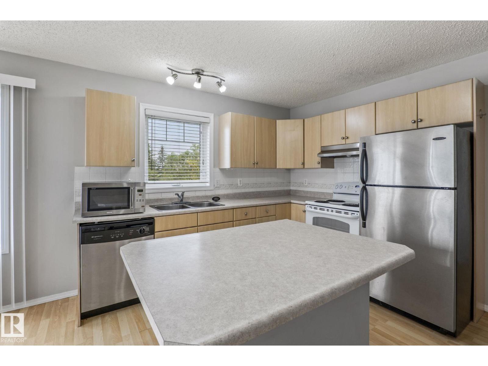 #80 4350 23st Nw Property Photo 8