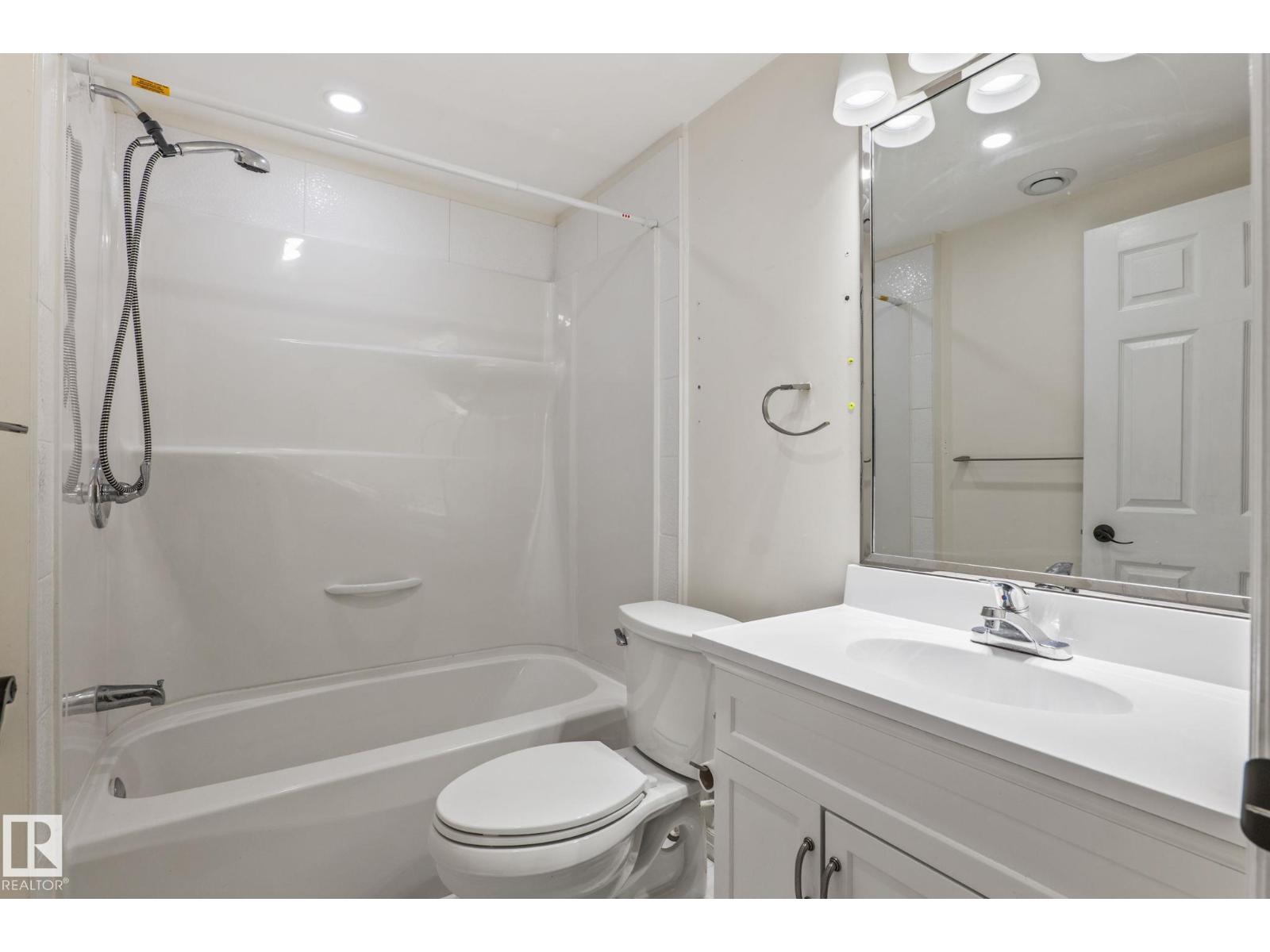 #80 4350 23st Nw Property Photo 22
