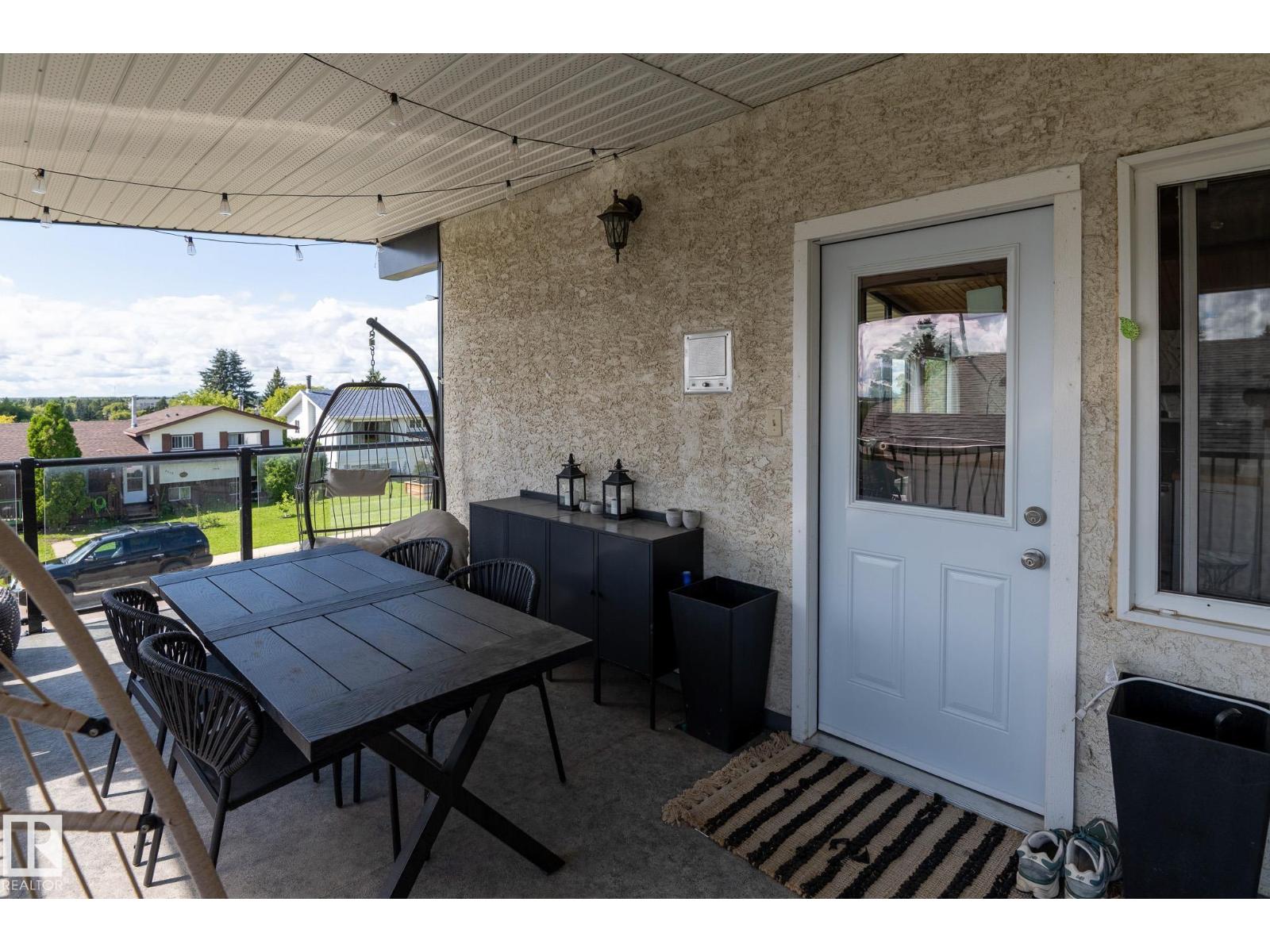 5019 42 St Property Photo 29