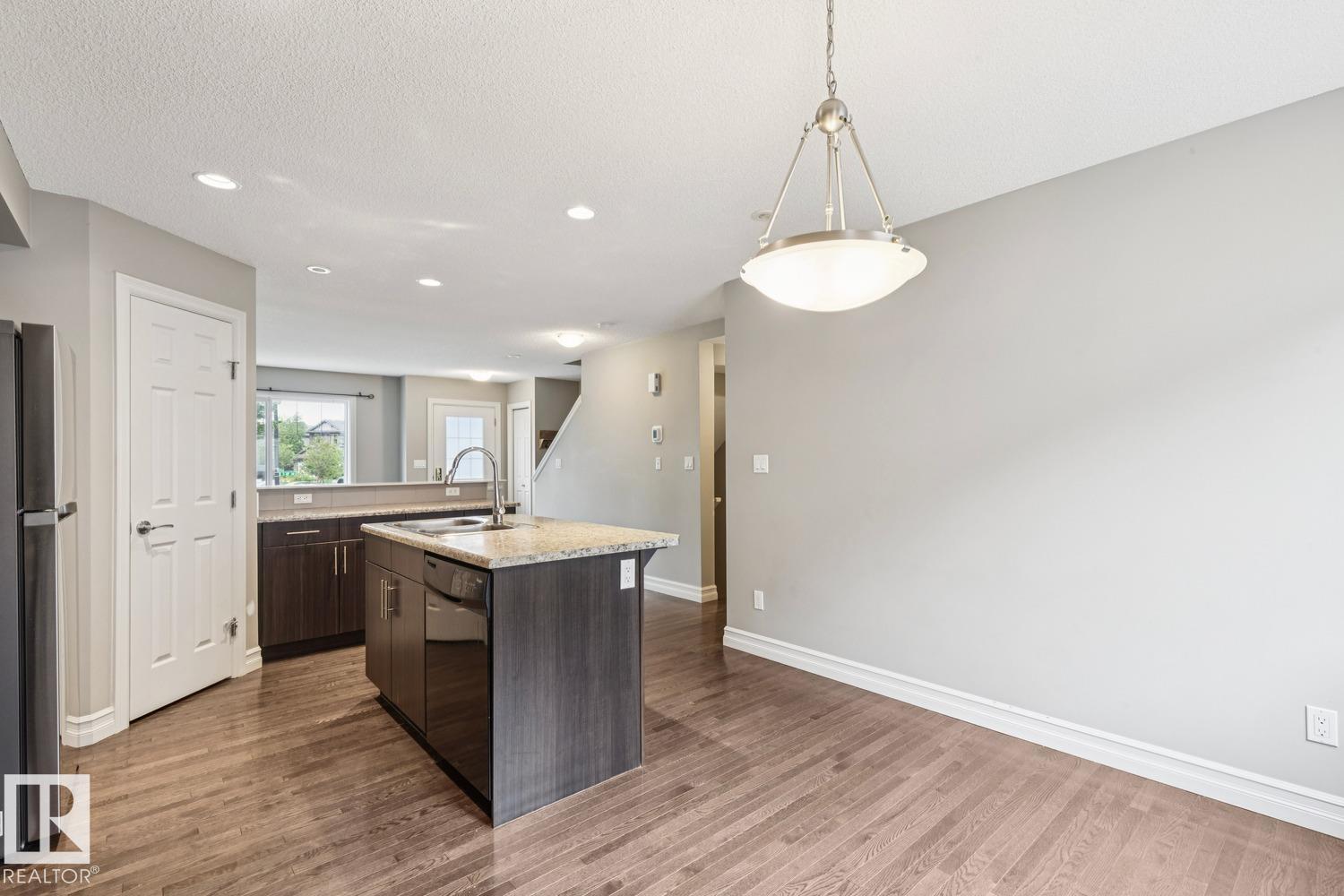 5409 3 Av Sw Property Photo 9