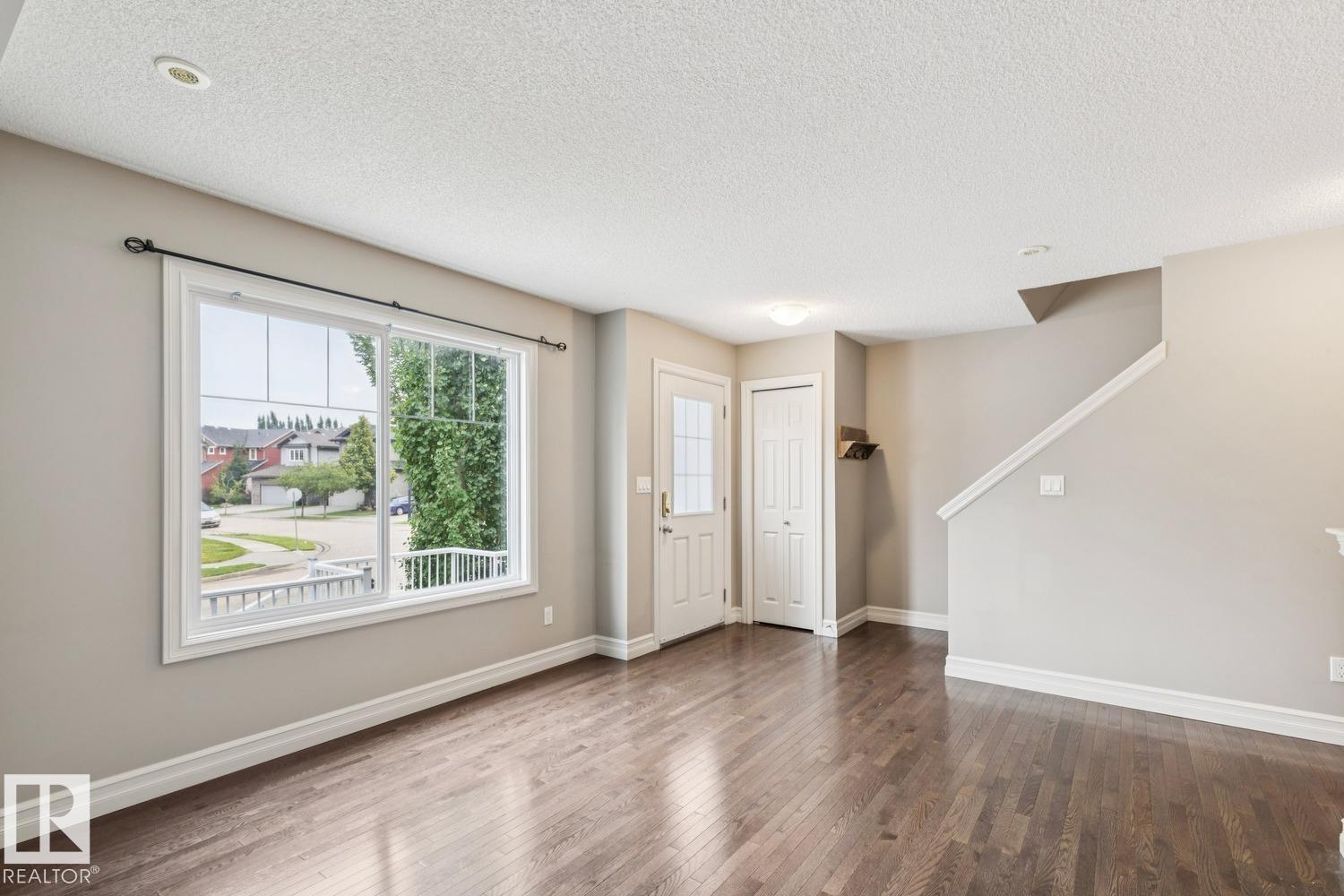 5409 3 Av Sw Property Photo 13