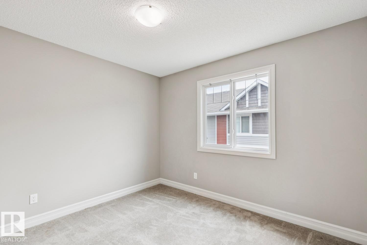 5409 3 Av Sw Property Photo 17