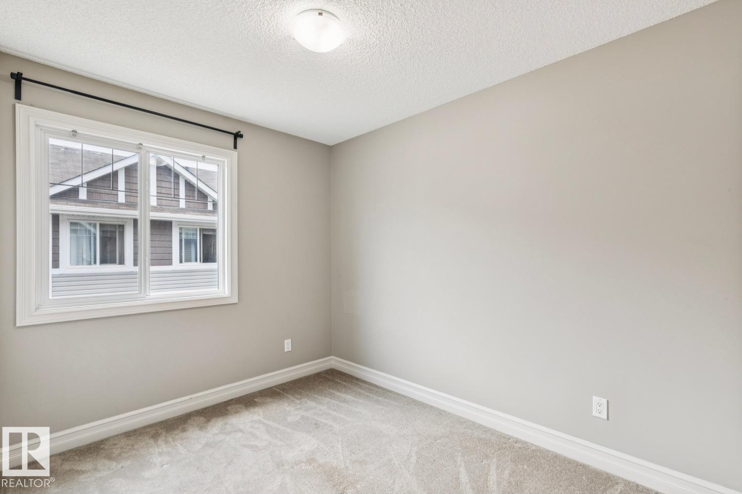 5409 3 Av Sw Property Photo 18