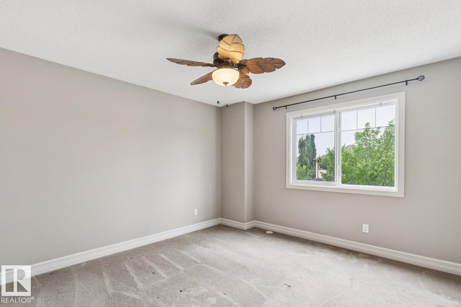 5409 3 Av Sw Property Photo 19
