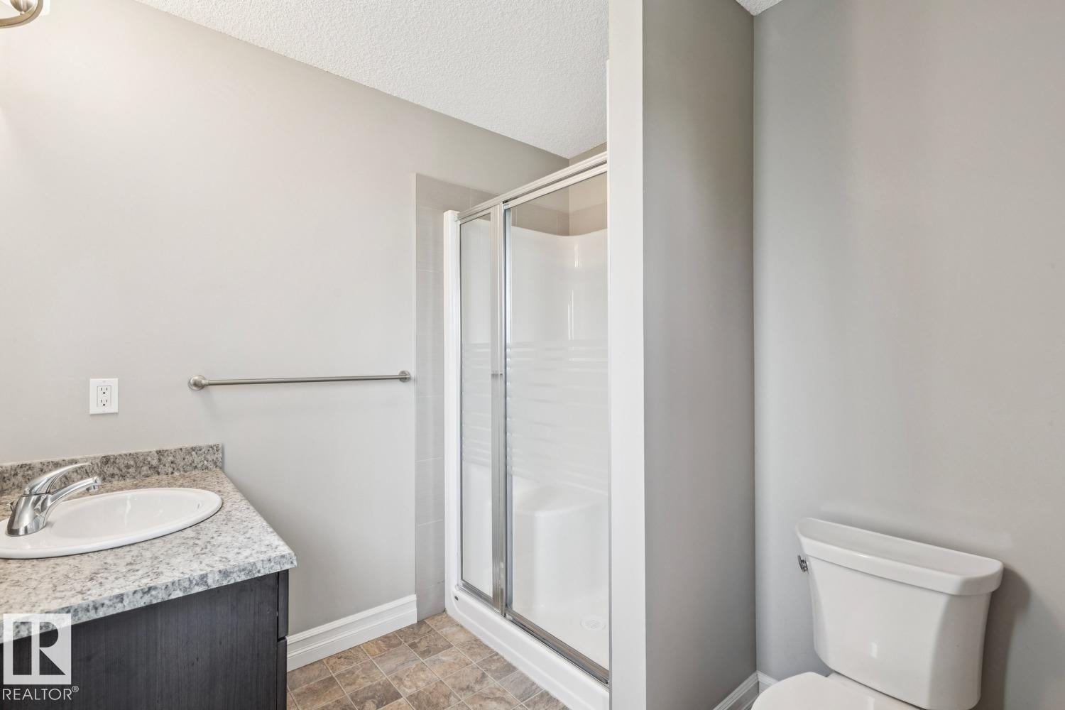 5409 3 Av Sw Property Photo 20