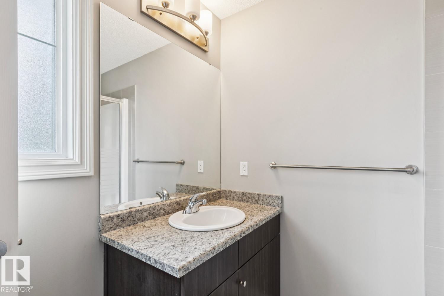 5409 3 Av Sw Property Photo 21