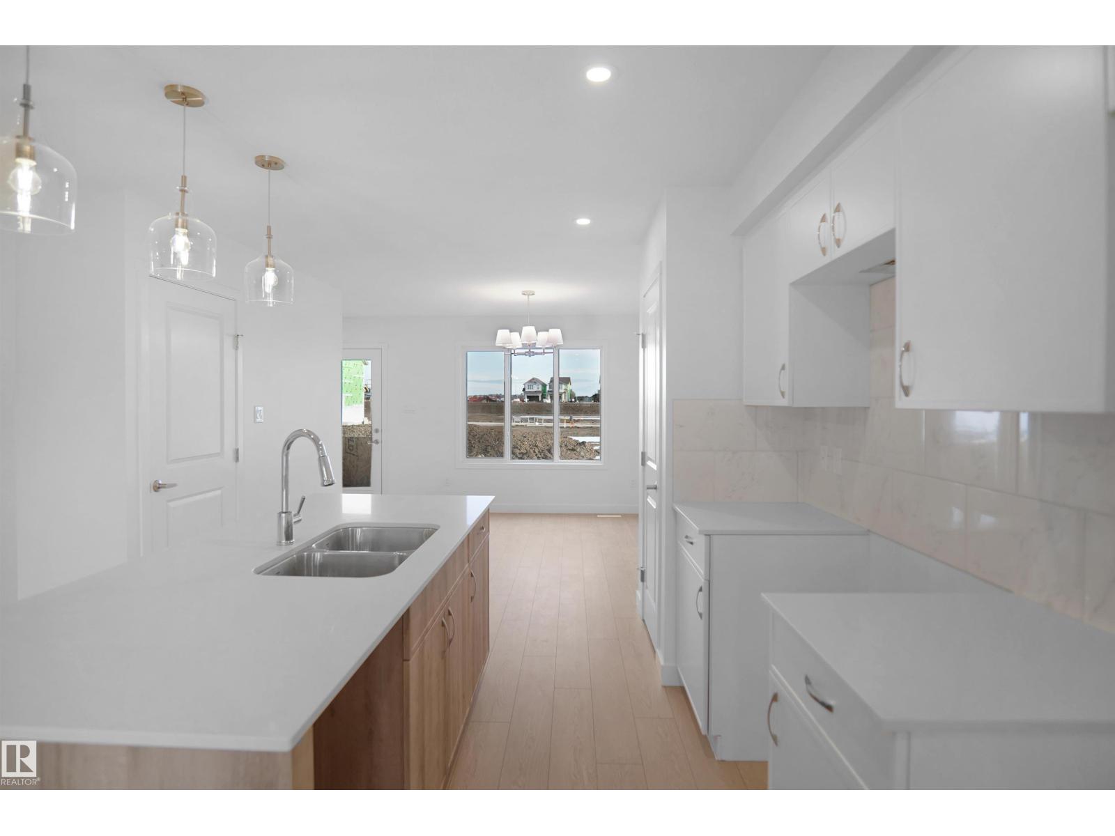 37 Leawood Li Property Photo 11