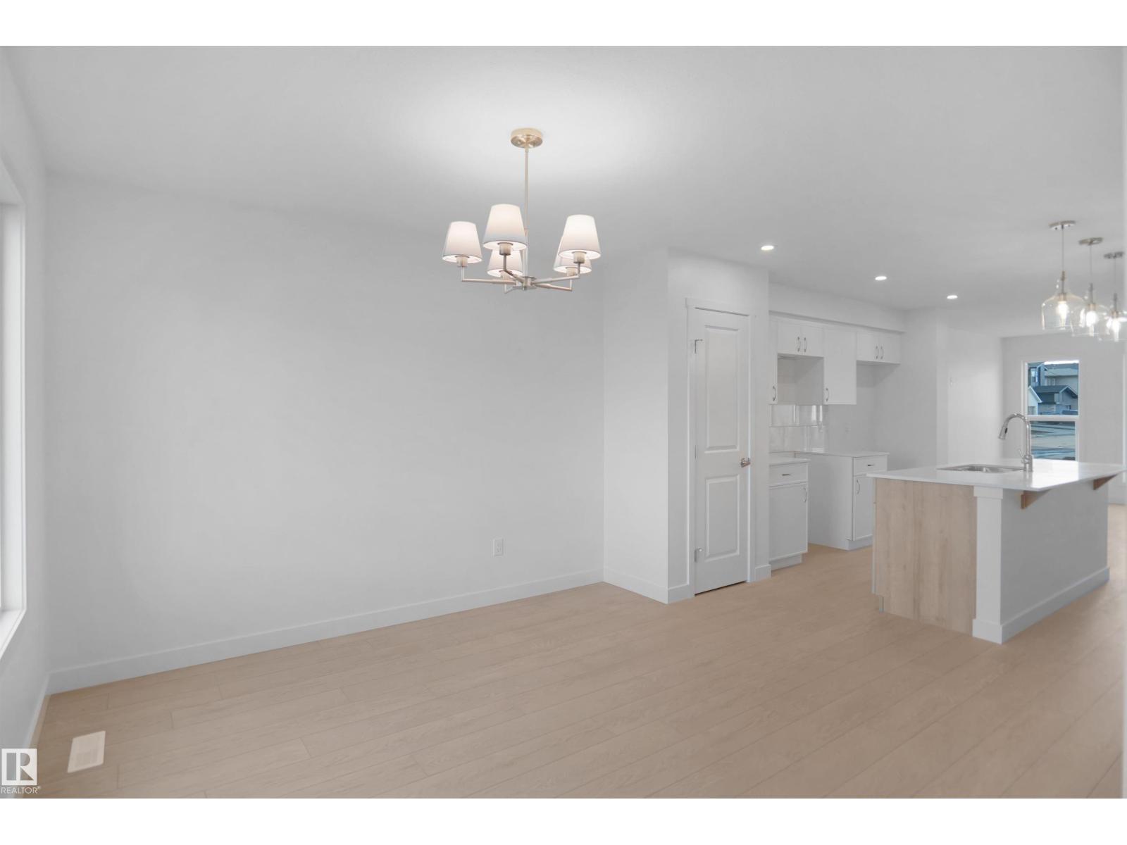 37 Leawood Li Property Photo 15