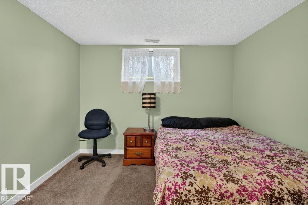 4624 36 Av Nw Property Photo 27