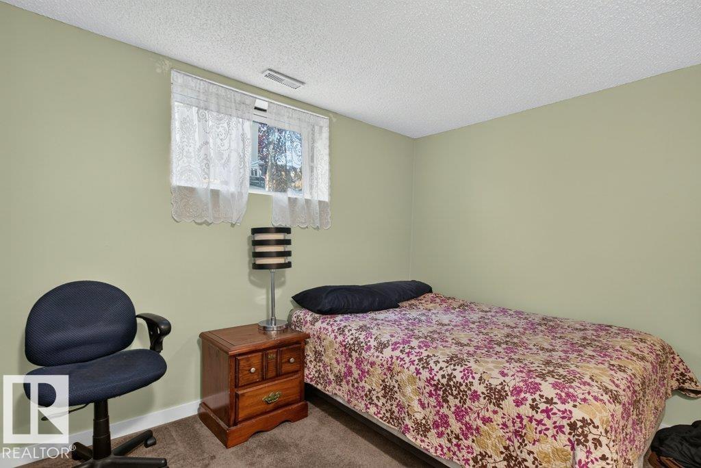 4624 36 Av Nw Property Photo 28