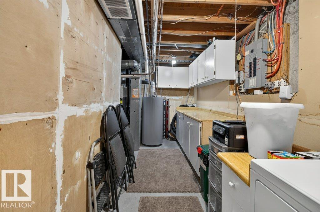 4624 36 Av Nw Property Photo 31