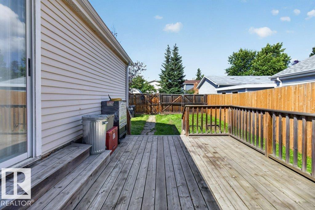 4624 36 Av Nw Property Photo 34