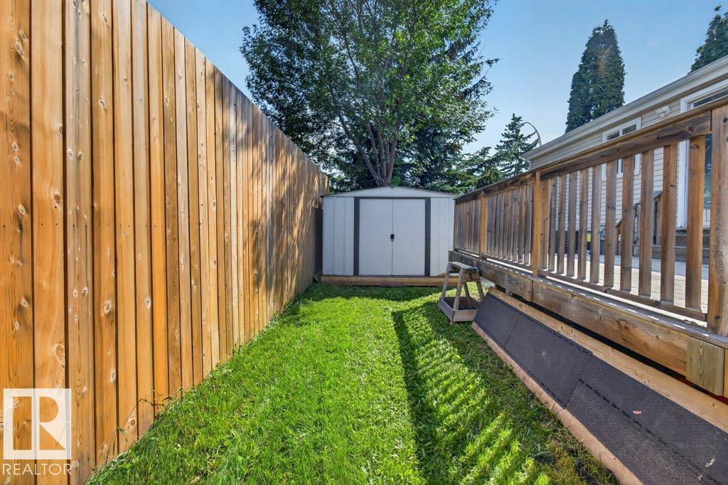 4624 36 Av Nw Property Photo 37