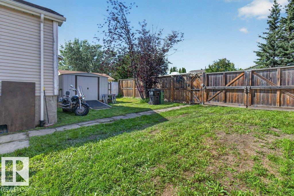 4624 36 Av Nw Property Photo 38