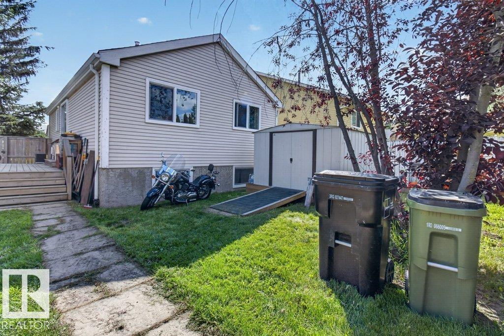 4624 36 Av Nw Property Photo 43