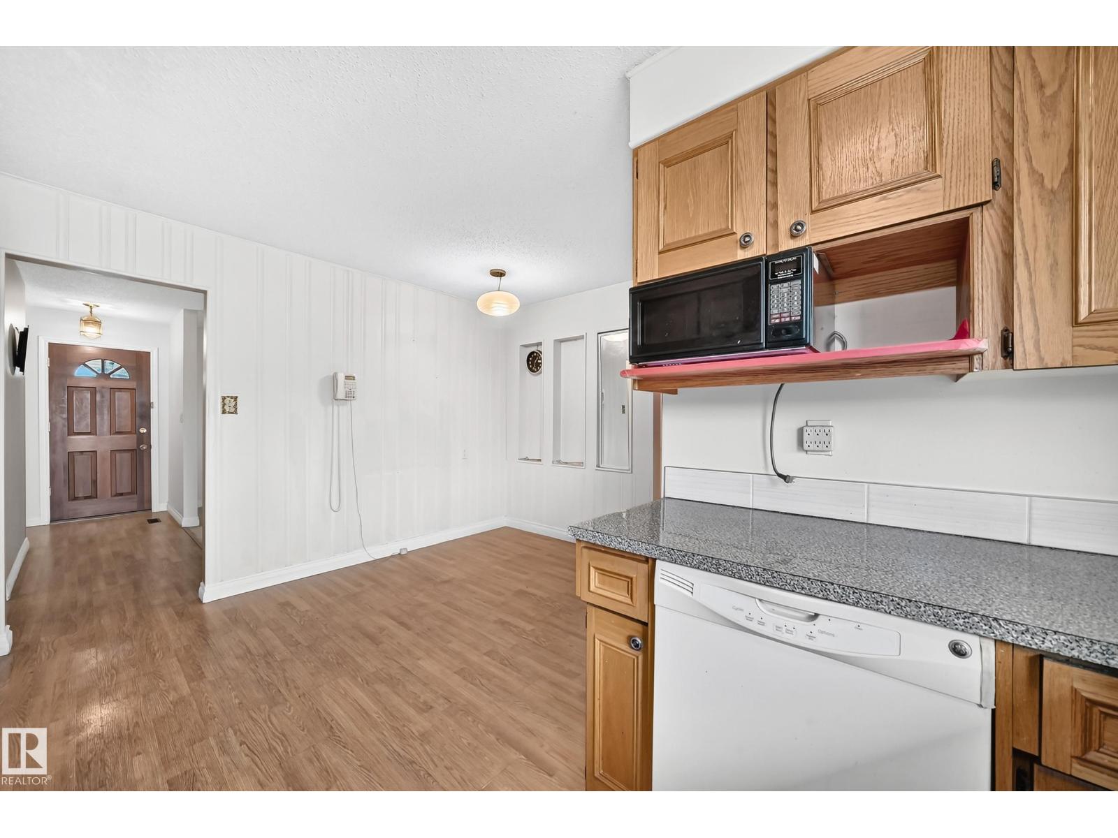 15020 88 St Nw Property Photo 14